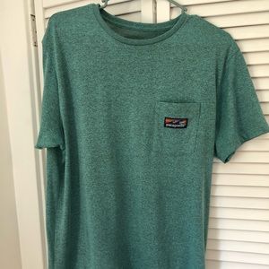 Patagonia slim fit Hybrid Pocket Tee - mens large